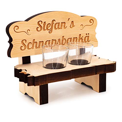 sagl.tirol Zirbenholz Schnapsbank mit Gravur und Schnapsgläser [100% Natur] Lustige Geschenkidee I personalisierte Geschenke Männer I Geburtstagsgeschenk für Männer (mit eigener Gravur) von sagl.tirol