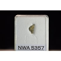 Nwa 5357 Meteorit - Diogenit Achondrit Gefunden 2008 in Nw Afrika Fragment Gewicht 0.145 G von saharagems