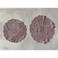 2 Kleine Lavendel Vintage Spitzendeckchen von sallys4025