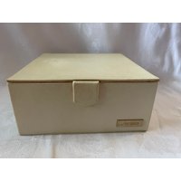 Shiseido Kosmetik Geschenkbox Oder Shop Display Box von sallys4025