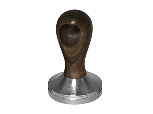 scarlet espresso | Tamper »Classic«, stilvoller Espresso-Stempel mit ergonomischem Griff aus Edelholz, für perfekten Espresso, Barista-Werkzeug (53 mm, Sandelholz - Braun) von scarlet bijoux