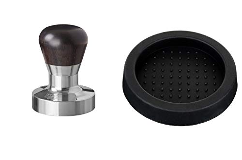 scarlet espresso | Tamper »Passion« für Barista; mit ergonomischem PVC- oder Edelholzgriff nach Wahl und Präzisions-Edelstahlbasis (Set 57 mm & Tamperablage) von scarlet bijoux