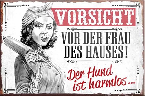 schilderkreis24 – Lustiger Spruch “Vorsicht vor der Frau des Hauses“ Magnet Deko Kühlschrankmagnet Humor witzige Geschenkidee Geburtstag Weihnachten Männer Frauen 9x6 cm von schilderkreis24