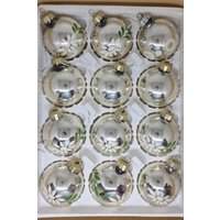 12 Alte Weihnachtskugeln Im Karton von schlotterlotte