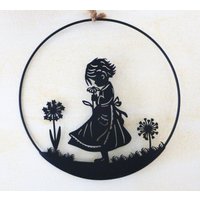 Frühlingsdeko Türkranz 21 cmtürschmuck Fensterschuck Mädchen Silhouette Schwarz Frühlingsdeko Türkranz 21 cmtürschmuck Fensterschuck Mädchen Silhouette Schwarz von schongesehen