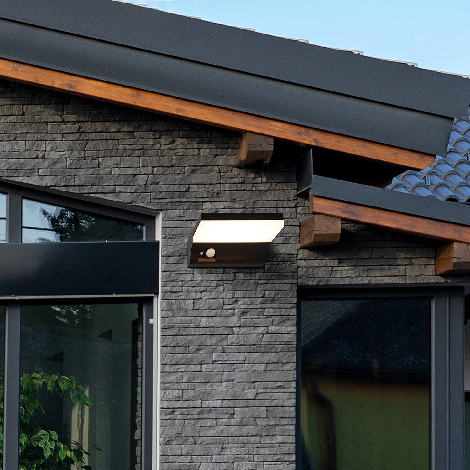 LED-Wandleuchte Solar Typ A von searchlight