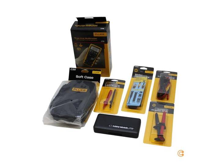 B-Ware B-Ware Fluke 179/Mag2 Kit Hand Multimeter Messgerät Strommesser Spannungsprüfer B-Ware B-Ware Fluke 179/Mag2 Kit Hand Multimeter Messgerät Strommesser Spannungsprüfer von second-circle