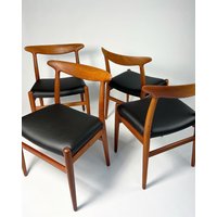 Vier Stück Hans Wegner Esszimmerstühle Teak W2 cm Madsens 1950Er Jahre Vegan Leder von sellastudio