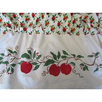 Handgefeilt Gefüttert Äpfel Küchenblätter Herbst Ernte Beeren Weinranke Obst Vorhang Valance Handgefeilt Gefüttert Äpfel Küchenblätter Herbst Ernte Beeren Weinranke Obst Vorhang Valance von sewfunknitting