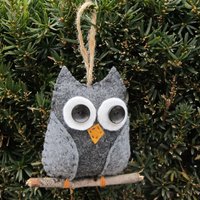 Filz Eule Ornament Auf Einem Ast, 2 Grautöne Aus Filz, Dekor Ornament, Rückspiegelornament Filz Eule Ornament Auf Einem Ast, 2 Grautöne Aus Filz, Dekor Ornament, Rückspiegelornament von sewnansidesigns