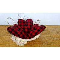 Herz Ornamente, 3Er Set Herzen, Rote Und Schwarze Karierte Flanell Herzen Vom Büffel, Valentin Dekor, Kranzakzente, Schalenfüller, Bauernhaus von sewnansidesigns