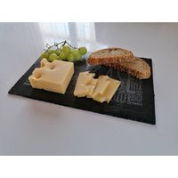 Gravierte Käseplatte Aus Schiefer - Hochzeitsgeschenk Oder Für Käseliebhaber von shelovesitde