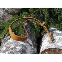 Showhalsung Aus Fettleder Mit Kehlkopfschutz Ausstellungshalsung Vorführhalsung Unifarben Showhalsung Aus Fettleder Mit Kehlkopfschutz Ausstellungshalsung Vorführhalsung Unifarben von shoprsp