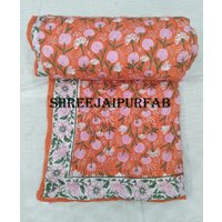 Orange Floral Kantha Quilt Hand Gedruckt Baumwolle Überwurf Orange Floral Kantha Quilt Hand Gedruckt Baumwolle Überwurf von shreejaipurfab