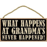 Was Bei Oma Passiert, Ist Nie Passiert Niedliche Großmutter Hängende Holzschild Geschenk Home Made in Den Usa 10 "x 5" Schneller Kostenloser von signsandstuffaz