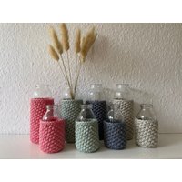 Vasen Im Set, Tischdeko, Umhäkelte Vase, Vasenduo von sijstersNordicStrick