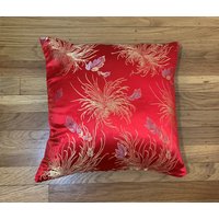 Seidiger Brokat Kissenbezug - Rot & Gold Mamas Floral Handgefertigt von silkfabric