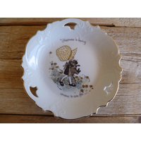 Holly Hobbie Sammelteller Mit Goldrand "Glück Ist, Jemanden Zu Pflegen 8 "Durchmesser Made in Japan von silverliningtoys