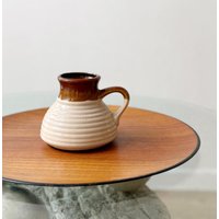 Retro Rutschfeste Gestreifte Beige Braune Kaffeetasse von simplychi
