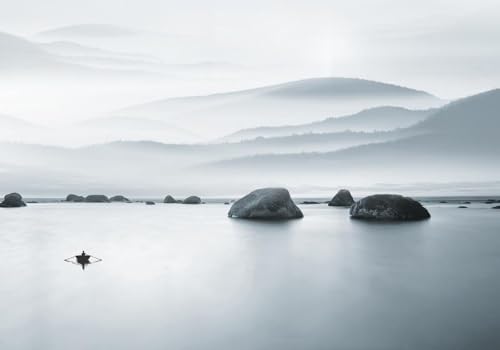 skdhlifpj Fototapete 3d Effekt Schwarz-Weiße Landschaft 250cmx175cm Wandbild xxl Schlafzimmer wohnzimmer Weiße Neblige Berge Ozean Fischerboote Wandbelag Wanddeko von skdhlifpj