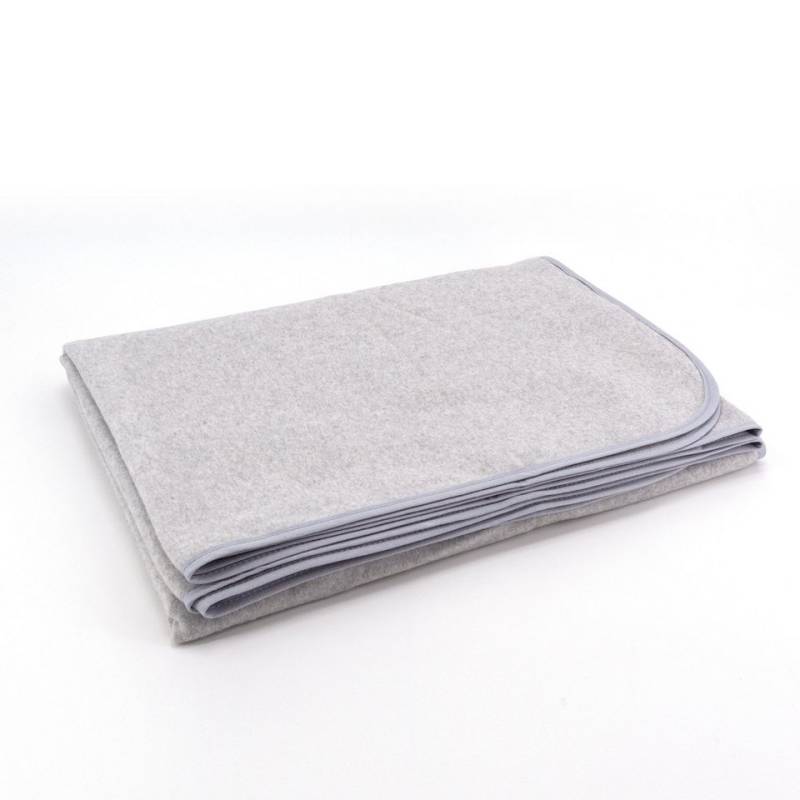 Wohndecke Premium Kuscheldecke, Sofadecke, sleepling, Made in Germany, temperaturregulierend und feuchtigkeitsabsorbierend von sleepling