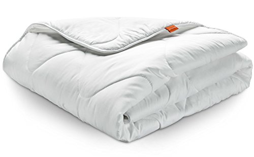 sleepling Winter Bettdecke 135x200 cm, Winterdecke Warm, Made in EU, Ökotex 100, Waschbar 60 Grad, Winterbettdecke 135 x 200, 100% Baumwolle Satin, Basic 300 sleepling Winter Bettdecke 135x200 cm, Winterdecke Warm, Made in EU, Ökotex 100, Waschbar 60 Grad, Winterbettdecke 135 x 200, 100% Baumwolle Satin, Basic 300 von sleepling