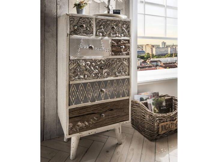 die Faktorei »Carve« Unikat Kommode handgearbeitet 55x105x40cm die Faktorei »Carve« Unikat Kommode handgearbeitet 55x105x40cm von slewo