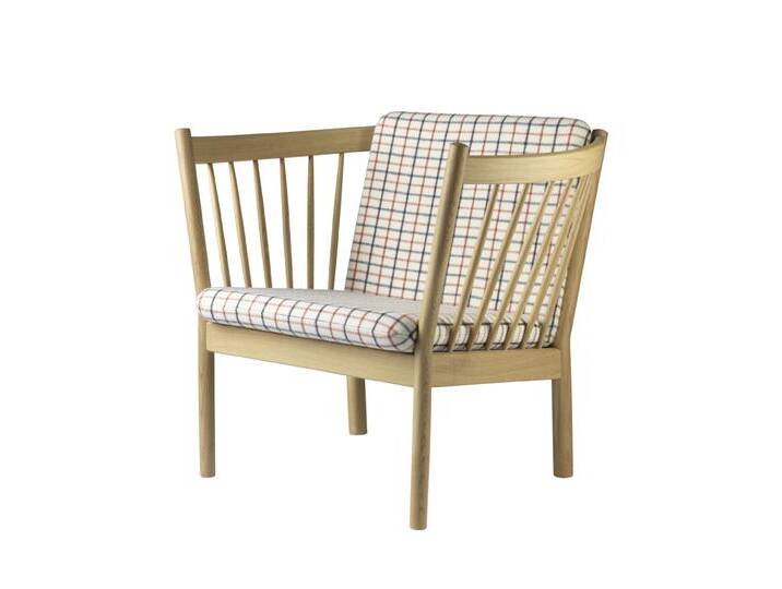 FDB Møbler J146 Sessel, eiche natur / rotkarierte pferdedecke von smartambiente