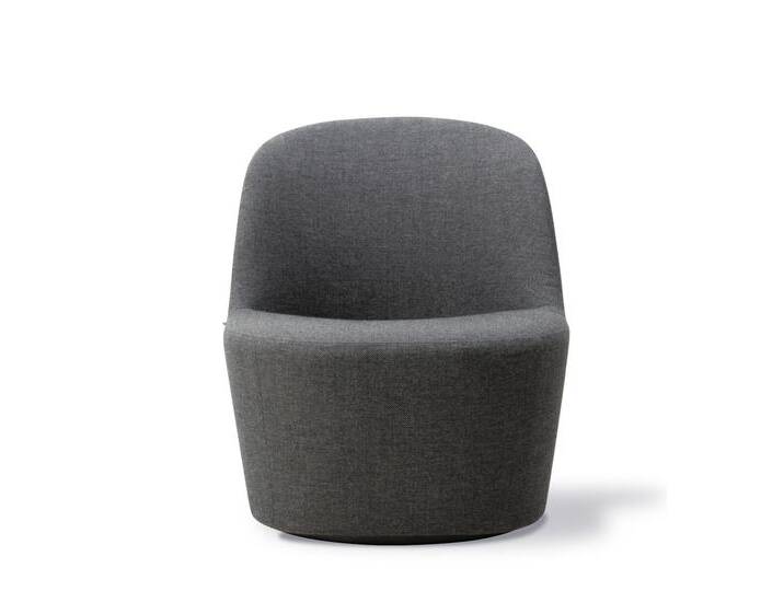 Fredericia Gomo Lounge Chair, fixed base / re-wool 198 von smartambiente