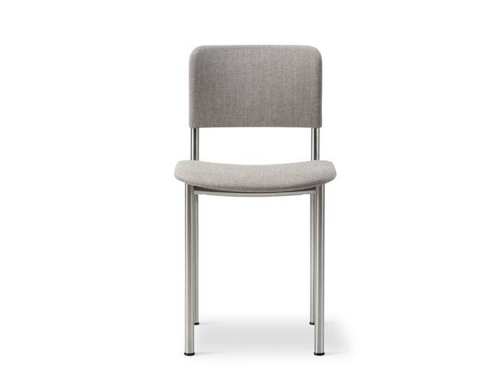 Fredericia Plan Chair voll gepolstert, brushed steel / re-wool 128 von smartambiente