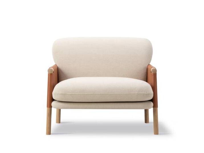 Fredericia Savannah Chair, eiche hell geölt / hallingdal 200 / leder max 95 cognac von smartambiente