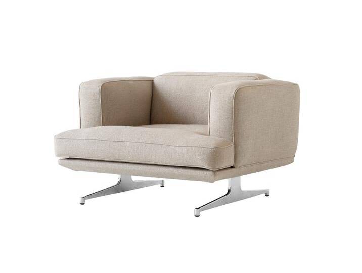 &Tradition Inland AV21 Sessel, polished aluminium / ecriture 0240 von smartambiente