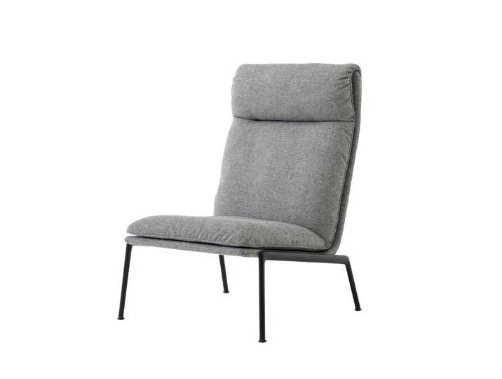 &Tradition Muno LN16 High Back Lounge Chair, schwarz / hallingdal 0126 von smartambiente
