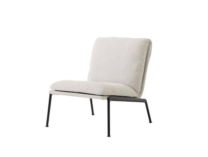 &Tradition Muno LN18 Lounge Chair, schwarz / cifrado 0221 von smartambiente