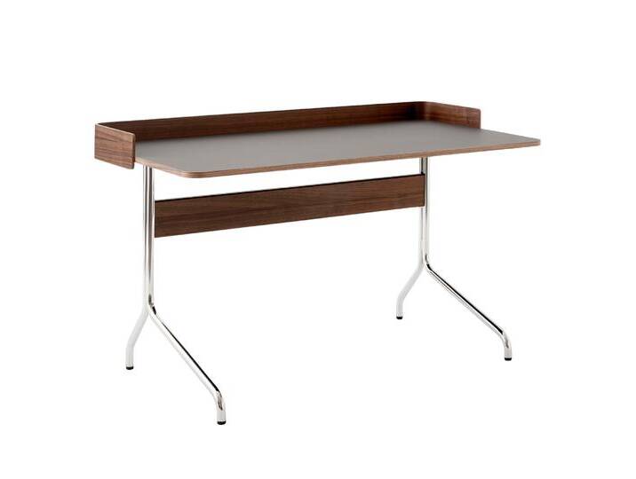 &Tradition Pavilion AV17 Schreibtisch, walnuss lackiert / iron linoleum von smartambiente