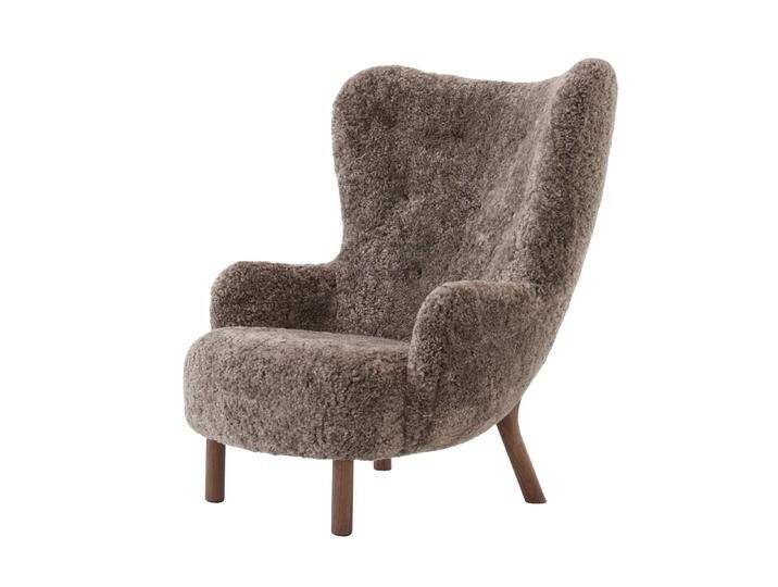 &Tradition Petra VB3 Sessel, walnuss geölt / sheepskin sahara von smartambiente