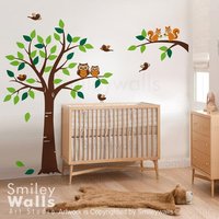 Waldbaum Wandsticker Ast Mit Eichhörnchen Eulen Und Vögel Wandaufkleber - Kinderzimmer Vinyl Wanddeko Set von smileywalls
