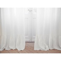 Weißer Leinenvorhang Mit Rüsche. Landhaus Vorhang Aus 100% Stonewashed Medium Linen | 160 G/M2 von solinen
