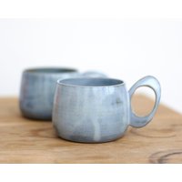 Mug No. 008 - Blaue Tasse Mit Ausgefallenem Henkel Mug No. 008 - Blaue Tasse Mit Ausgefallenem Henkel von sophiebandelin