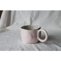 Pinky - Handgefertigte Tasse , Keramiktasse | Housewarming Geschenk Handgemachte Kaffeetasse Keramik Für Ihn von ghorbaconcept