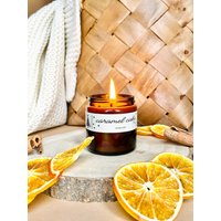 Handmade Winter Scented Candles | Caramel Cake, Gift Ideas For Christmas, Vegan 100% Soy Wax Candle in Amber Glass Handmade Winter Scented Candles | Caramel Cake, Gift Ideas For Christmas, Vegan 100% Soy Wax Candle in Amber Glass von soyoloCANDLE