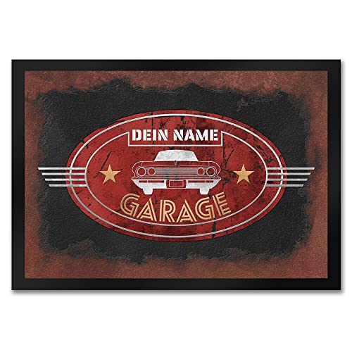 Garage Fußmatte - personalisiert mit deinem Namen - mit Retro Oldtimer Motiv im Used-Look um deine Garage oder Schrauber Werkstatt zu dekorieren für Kfz Liebhaber die schöne Dekoschilder mögen von speecheese