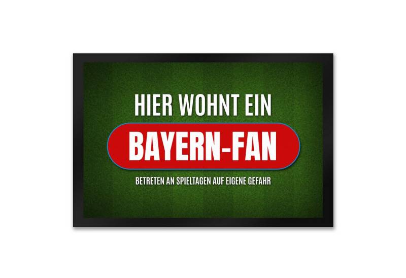 speecheese Fußmatte Hier wohnt ein Bayern Fan Fußmatte XXL mit Rasen Motiv speecheese Fußmatte Hier wohnt ein Bayern Fan Fußmatte XXL mit Rasen Motiv von speecheese