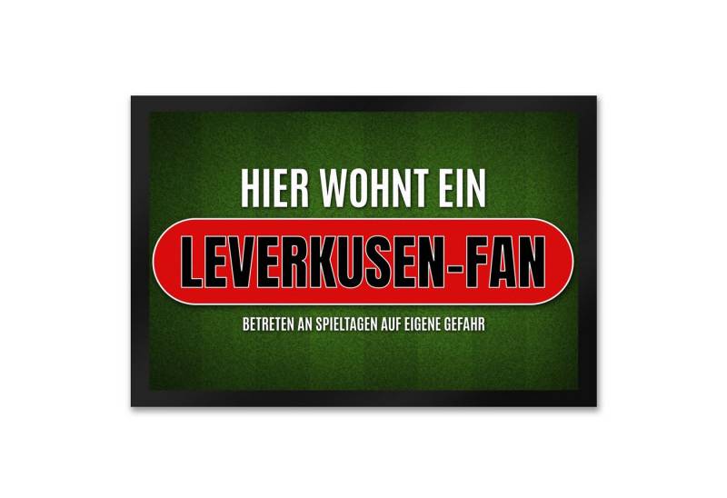 speecheese Fußmatte Hier wohnt ein Leverkusen Fan Fußmatte XXL mit Rasen Motiv speecheese Fußmatte Hier wohnt ein Leverkusen Fan Fußmatte XXL mit Rasen Motiv von speecheese