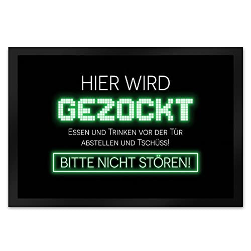 speecheese Hier Wird gezockt Fußmatte XL in 40x60 cm für Gamer in grün lustige Geschenkidee für Jungen und Mädchen die Computerspiele lieben und am liebsten den ganzen Tag zocken würden von speecheese