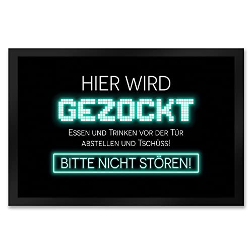 speecheese Hier Wird gezockt Fußmatte XXL in 50x75 cm für Gamer in türkis lustige Geschenkidee für Jungen und Mädchen die Computerspiele lieben und am liebsten den ganzen Tag zocken würden von speecheese