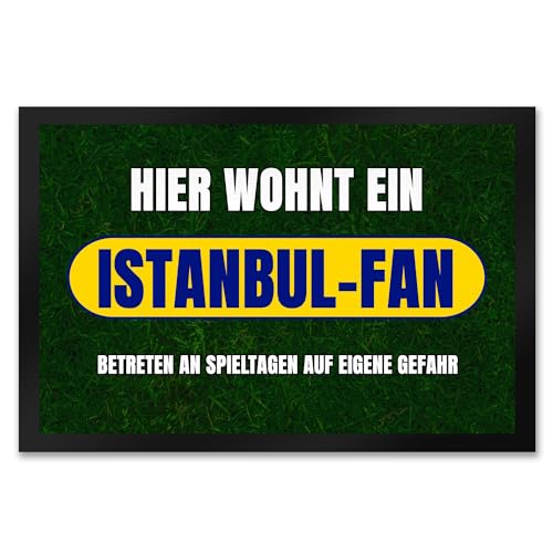 speecheese Hier wohnt EIN Istanbul-Fan Fußmatte XXL in 50x75 cm mit Rasenmotiv Sportfan Istanbul Türkei Sport Europa von speecheese