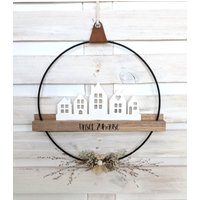 Türkranz | Deko-Ring Metall Häuser Raysin Lichthäuser Fensterdeko Wanddeko Familie I Unser Zuhause Geschenk Haus Türkranz | Deko-Ring Metall Häuser Raysin Lichthäuser Fensterdeko Wanddeko Familie I Unser Zuhause Geschenk Haus von spontankreARTiv