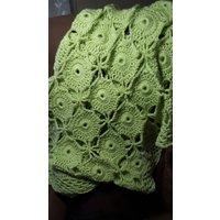 Kostbare Perlen-Baby-Decke in Farngrün von stitchedtoHISglory