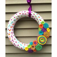 Frühlingskranz - Osterdeko Filzblumenkranz Muttertagskranz Filzkranz Garnkranz Polka Dot-Kranz Kranz Polk Dot von stringnthings